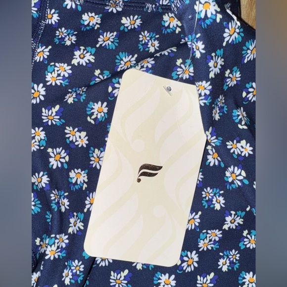 FABLETICS DAISY FIELD 7/8 LEGGINGS LARGE NWT - Picture 7 of 8